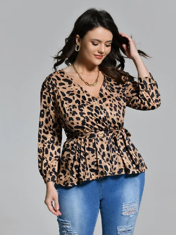 Leopard Print V-Neck Blouse